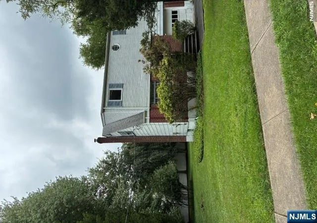 Photo 1 of Single family home for sale at 25 Glenwood Ave, Demarest, NJ 07627 | MLS# 26028371 | Listing updated on 2026-07-31