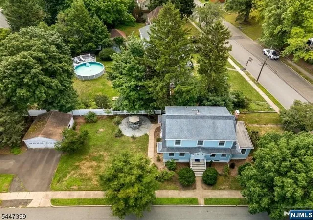 Photo 4 of Sale Pending at 35 Lowell St, Westwood, NJ 07675 | MLS# 26028373 | Listing updated on 2026-10-13