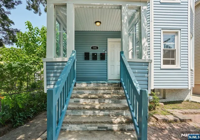 2nd image of 155 Hayward Pl, Wallington, NJ 07057 | MLS# 26028383