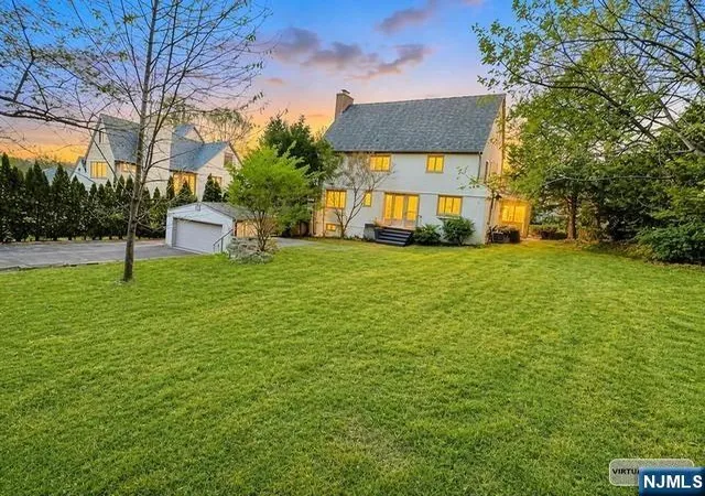 2nd image of 112 Oxford Pl, Glen Rock, NJ 07452 | MLS# 26028384