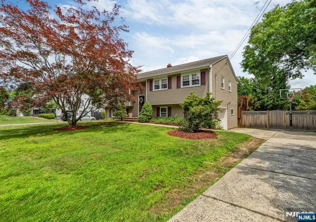 2nd image of 328 Ruckman Rd, Hillsdale, NJ 07642 | MLS# 26028395