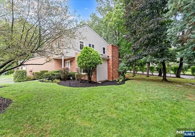 2nd image of 108 Saratoga Sq, Wayne, NJ 07470 | MLS# 26028400