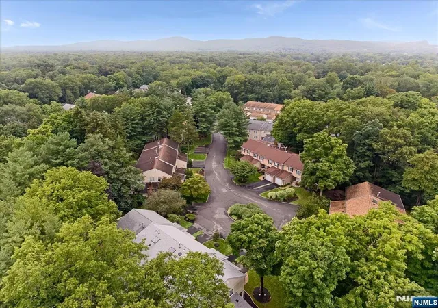 27th image of 108 Saratoga Sq, Wayne, NJ 07470 | MLS# 26028400