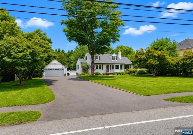 Photo 1 of Sale Pending at 521 Sicomac Ave, Wyckoff, NJ 07481 | MLS# 26028430 | Listing updated on 2026-08-08