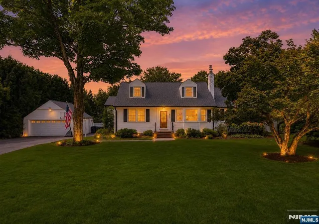 Photo 3 of Sale Pending at 521 Sicomac Ave, Wyckoff, NJ 07481 | MLS# 26028430 | Listing updated on 2026-08-08