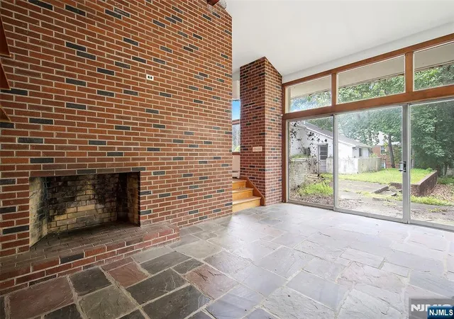 Photo 4 of House for sale at 17 Brookdale Dr, Cherry Hill, NJ OTHER | MLS# 26028438 | Listing updated on 2026-09-08