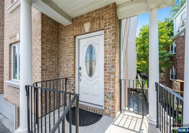 Photo 3 of Condo for sale at 270 2Nd St, Palisades Park, NJ 07650 | MLS# 26028450 | Listing updated on 2026-09-17