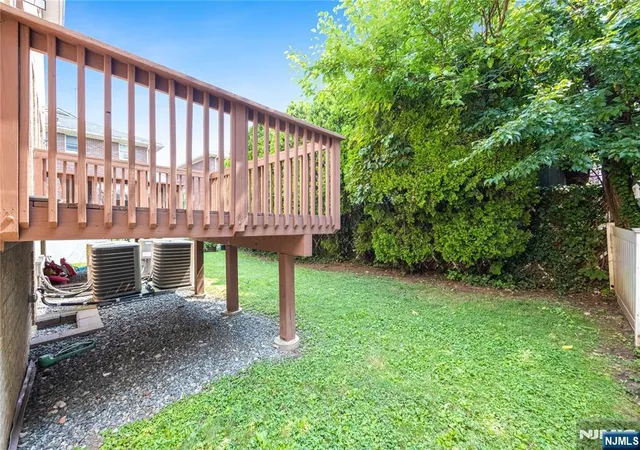 Photo 4 of Condo for sale at 270 2Nd St, Palisades Park, NJ 07650 | MLS# 26028450 | Listing updated on 2026-09-17
