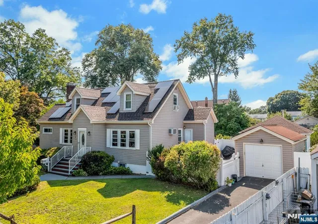 Photo 3 of Sale Pending at 1 Hewitt Ave, Belleville, NJ 07109 | MLS# 26028465 | Listing updated on 2026-08-09