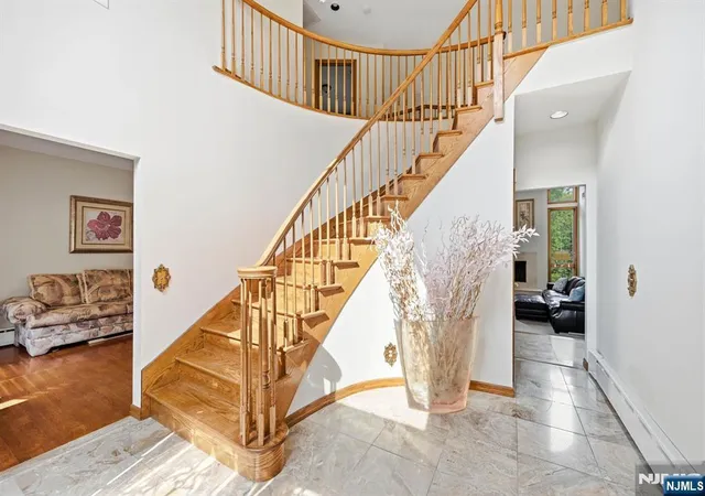 Photo 2 of Single family home for sale at 27 Sparrowbush Rd, Mahwah, NJ 07430 | MLS# 26028473 | Listing updated on 2026-08-01