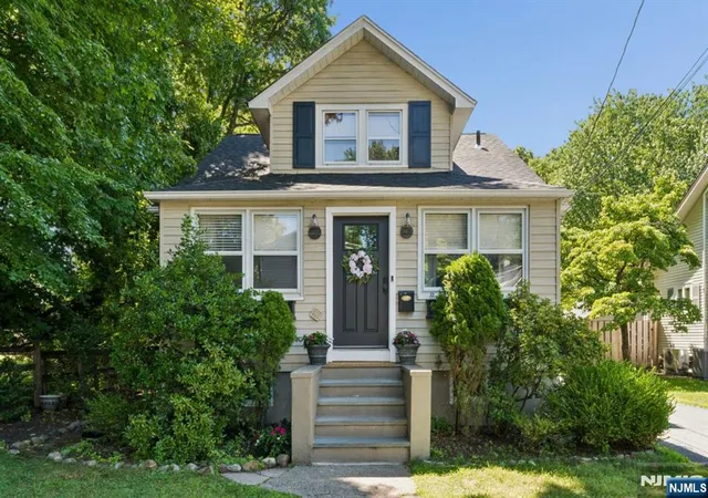 Single family home for sale at 160 Packard Ave, Wyckoff, NJ 07481 | MLS# 26028496