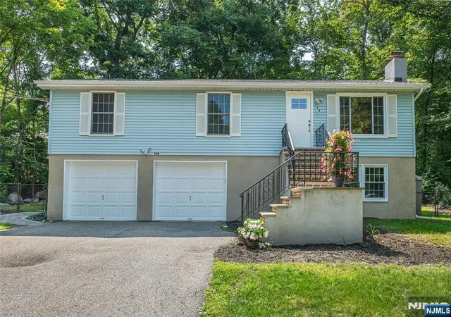 1st image of 148 Papscoe Rd, West Milford, NJ 07421 | MLS# 26028514