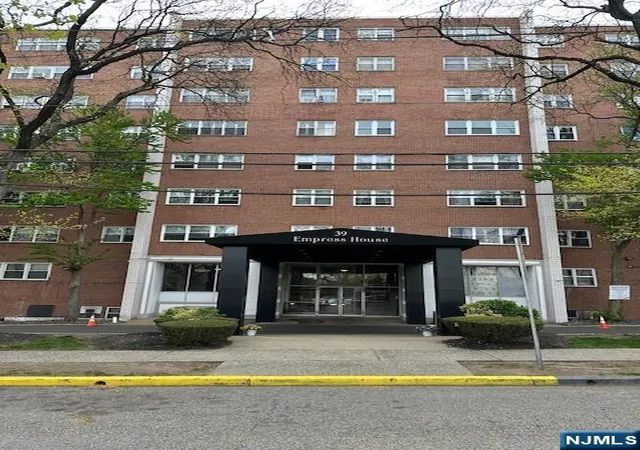 Photo 1 of Condo for sale at 39 E 39th #8G, Paterson, NJ 07514 | MLS# 26028643 | Listing updated on 2026-07-30