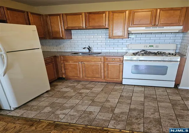 Photo 2 of Condo for sale at 39 E 39th #8G, Paterson, NJ 07514 | MLS# 26028643 | Listing updated on 2026-07-30