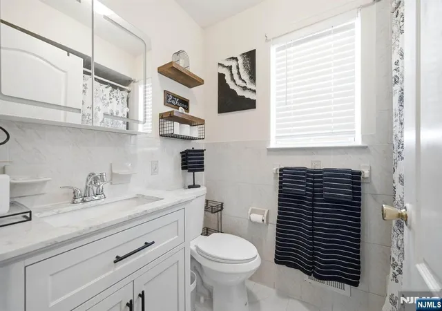 Listing Photo 5 - Condo for sale in building located at 114 4th St, Newark, NJ 07107