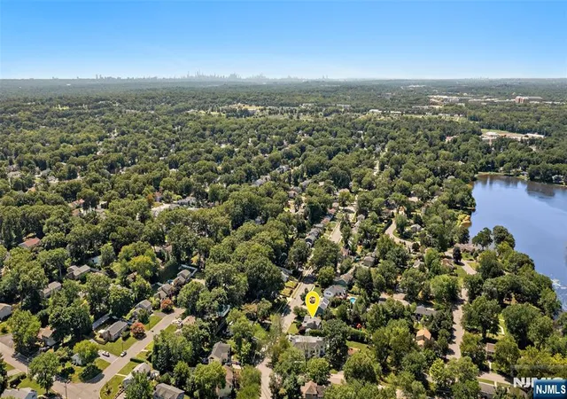 41st image of 440 Colonial Blvd, Twp Of Washington, NJ 07676 | MLS# 26028671