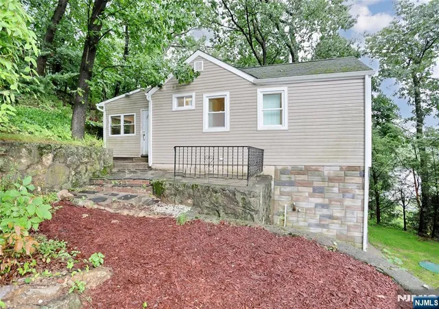 Photo 1 of Sale Pending at 13 Mountain Glen Rd, Ringwood, NJ 07456 | MLS# 26028675 | Listing updated on 2026-08-09