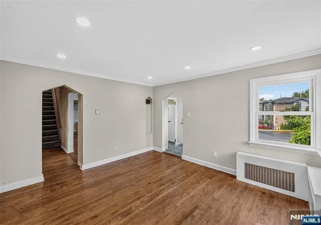 Photo 3 of Single family home for sale at 427 Kennedy Dr, Fairview, NJ 07022 | MLS# 26028690 | Listing updated on 2026-09-16