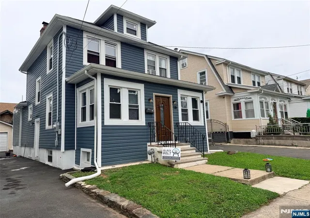 Photo 1 of Single family home for sale at 16 Wills Pl, Irvington, NJ 07111 | MLS# 26028726 | Listing updated on 2026-09-20