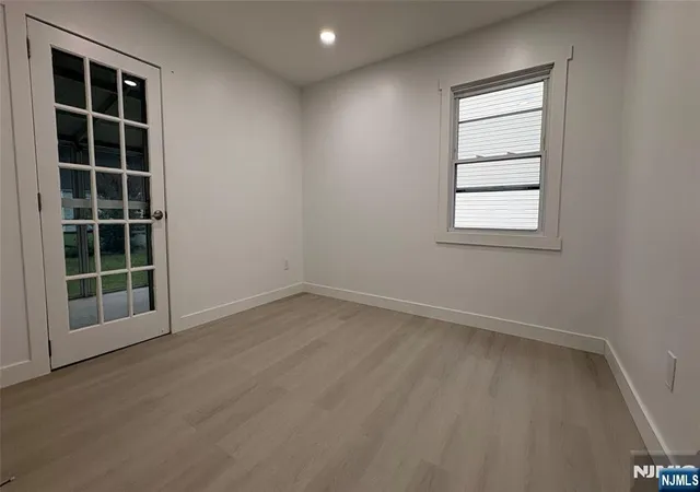Photo 4 of Single family home for sale at 266 Hamilton Rd, Teaneck, NJ 07666 | MLS# 26028753 | Listing updated on 2026-08-22
