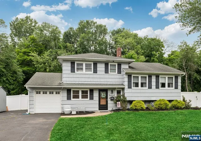2nd image of 123 Oak St, Rockaway Township, NJ 07801 | MLS# 26028758