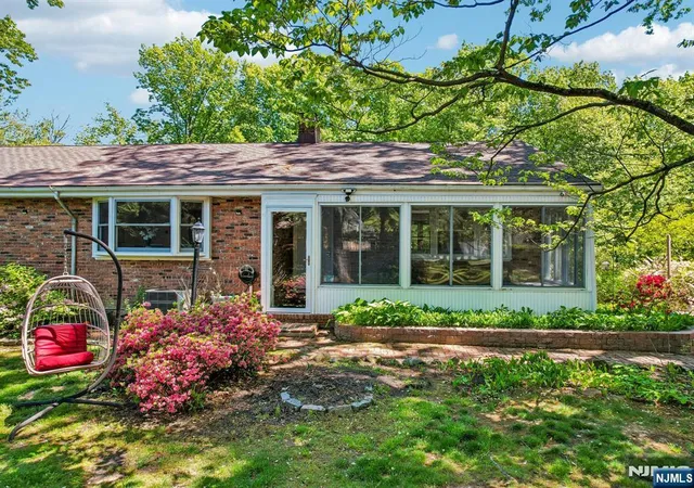 1st image of 881 Bordentown Ave, South Amboy, NJ 08879 | MLS# 26028759