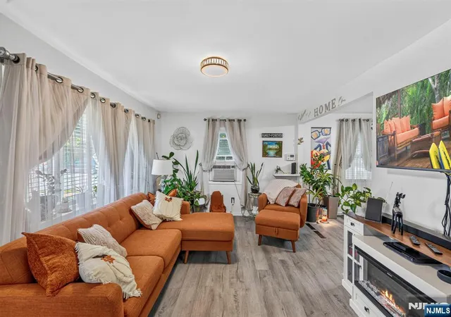 Photo 3 of Sale Pending at 97 Wabash Ave, Paterson, NJ 07503 | MLS# 26028808 | Listing updated on 2026-09-03