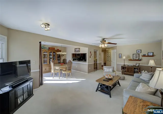 Listing Photo 5 - Condo for sale in building located at 101 Quartz Ln, Paterson City, NJ 07501