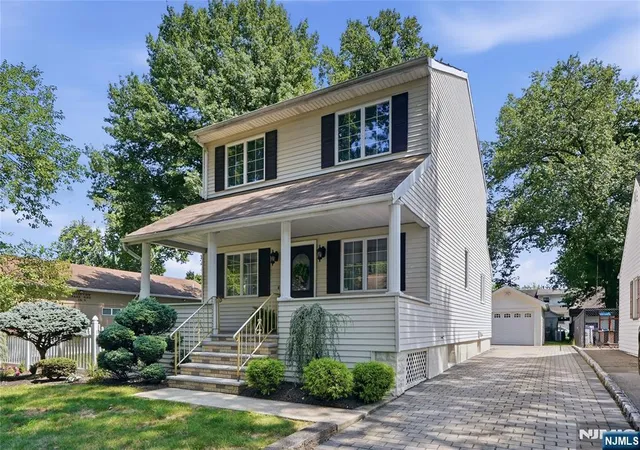 Photo 3 of Sale Pending at 442 Riverview Dr, Totowa, NJ 07512 | MLS# 26028828 | Listing updated on 2026-08-24