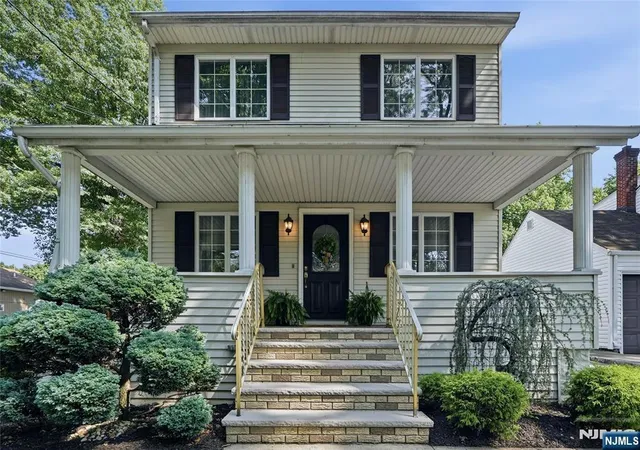 Photo 4 of Sale Pending at 442 Riverview Dr, Totowa, NJ 07512 | MLS# 26028828 | Listing updated on 2026-08-24