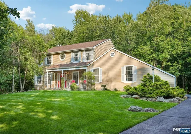 2nd image of 22 Eric Trl, Sussex, NJ 07461 | MLS# 26028837