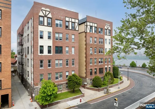 2nd image of 7435 Boulevard #309, North Bergen, NJ 07047 | MLS# 26028870
