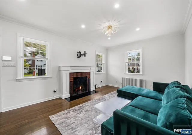 Photo 3 of Single family home for sale at 2 Derby Ln, Dumont, NJ 07628 | MLS# 26028871 | Listing updated on 2026-08-29