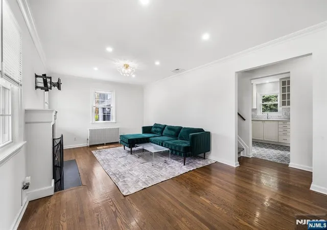 Photo 4 of Single family home for sale at 2 Derby Ln, Dumont, NJ 07628 | MLS# 26028871 | Listing updated on 2026-08-29