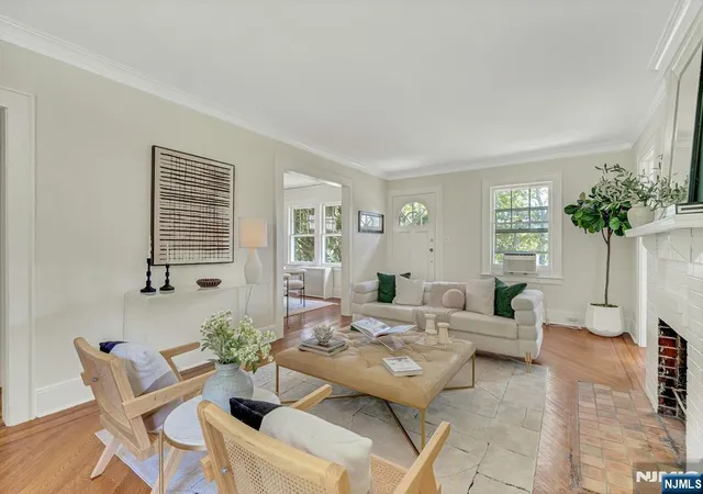 Photo 3 of Sale Pending at 148 Essex Ave, Glen Ridge, NJ 07028 | MLS# 26028885 | Listing updated on 2026-08-14