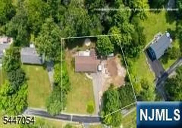 2nd image of 958 Cedar Dr, Stillwater, NJ 07860 | MLS# 26028895