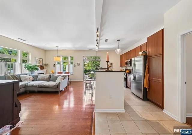 3rd image of 1119 Riverview Ave #119, Englewood, NJ 07631 | MLS# 26028916