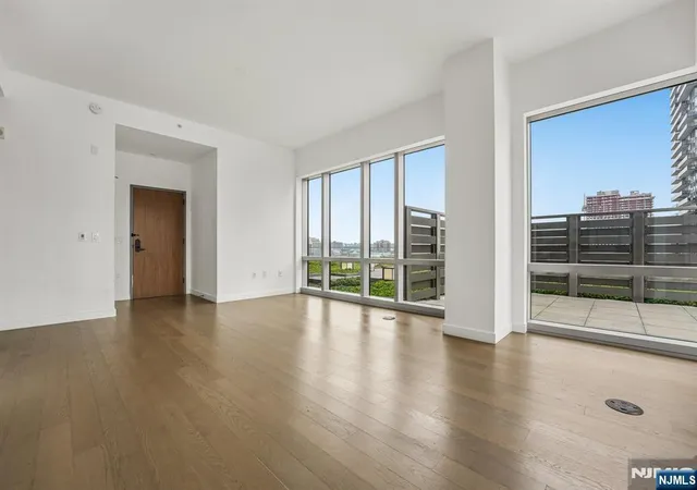 Photo 3 of Single family home for sale at 75 Park Ln, Jersey City, NJ 07310 | MLS# 26028935 | Listing updated on 2026-08-03