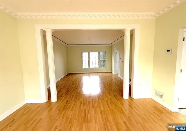 Photo 4 of Single family home for sale at 11 Decicco Dr, Raritan, NJ 08869 | MLS# 26028942 | Listing updated on 2026-10-13