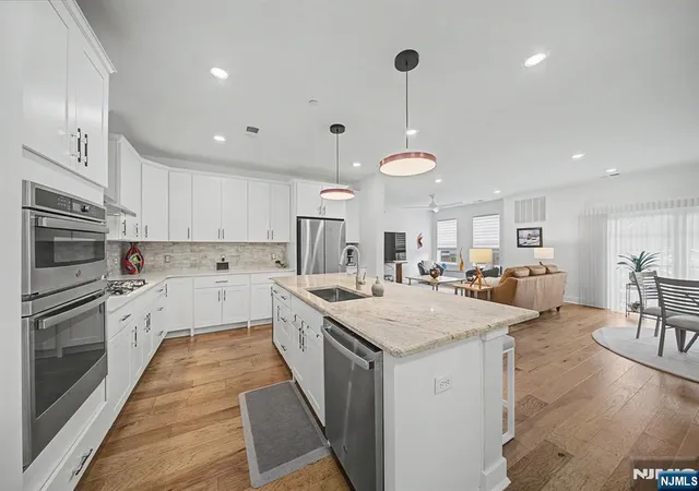 Photo 4 of Sale Pending at 13 Whitney Ave #402, Morris Plains Boroug, NJ 07950 | MLS# 26028945 | Listing updated on 2026-08-12