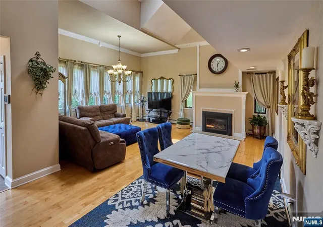 Photo 3 of Single family home for sale at 2 Cayuga Trl, Wayne, NJ 07470 | MLS# 26028954 | Listing updated on 2026-08-30