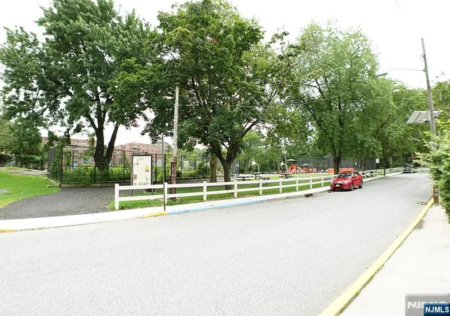 12th image of 170 Myrtle Ave #A2, Fort Lee, NJ 07024 | MLS# 26028979