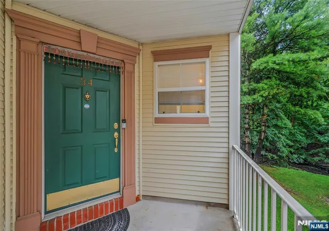 2nd image of 34 Eider Ct, Wayne, NJ 07470 | MLS# 26028984