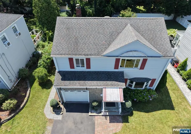 Photo 2 of Sale Pending at 60 Beech St, Maywood, NJ 07607 | MLS# 26028992 | Listing updated on 2026-09-11