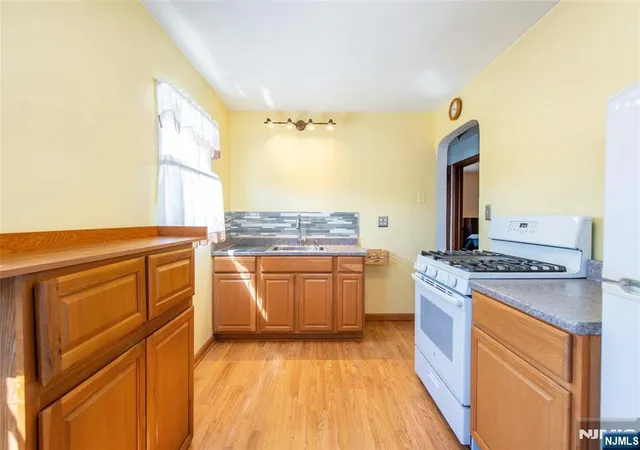 Photo 3 of Sale Pending at 98 Tuella Ave, Elmwood Park, NJ 07407 | MLS# 26029066 | Listing updated on 2026-08-17