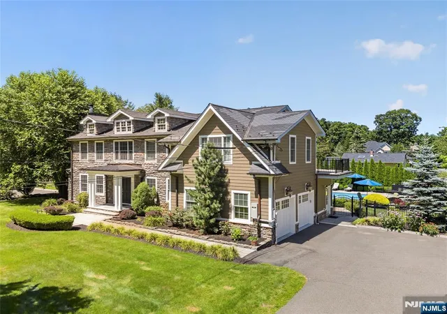 2nd image of 6 Park Ln, Jefferson Township, NJ 07438 | MLS# 26029077