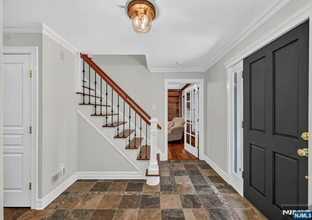5th image of 6 Park Ln, Jefferson Township, NJ 07438 | MLS# 26029077