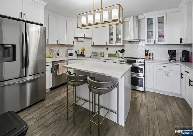 Photo 4 of Sale Pending at 627 Harmon Cvs Tower, Secaucus, NJ 07094 | MLS# 26029082 | Listing updated on 2026-08-19