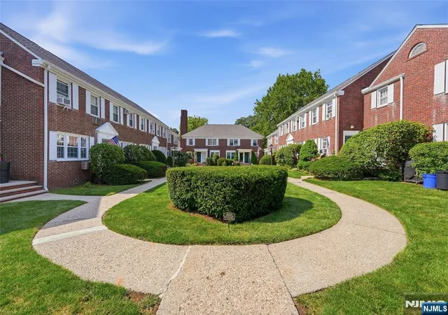 Photo 3 of Sale Pending at 283 Elmwood Ave #A, Maplewood, NJ 07040 | MLS# 26029087 | Listing updated on 2026-08-25