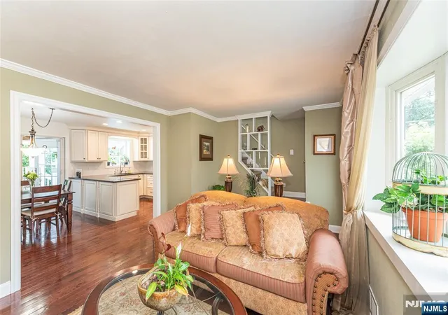 4th image of 24 Filippone Wy, Little Falls, NJ 07424 | MLS# 26029088